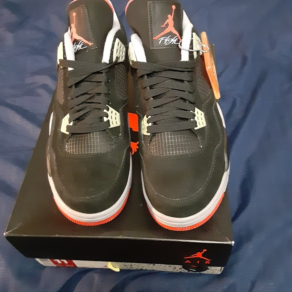 Air Jordan 4 retro